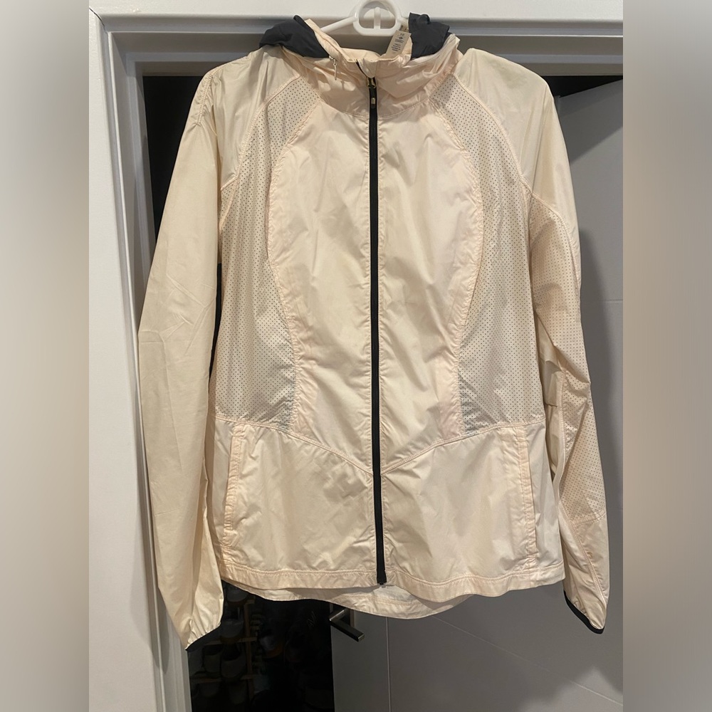 Lululemon Lightweight Packable Windbreaker, Used-… - image 1